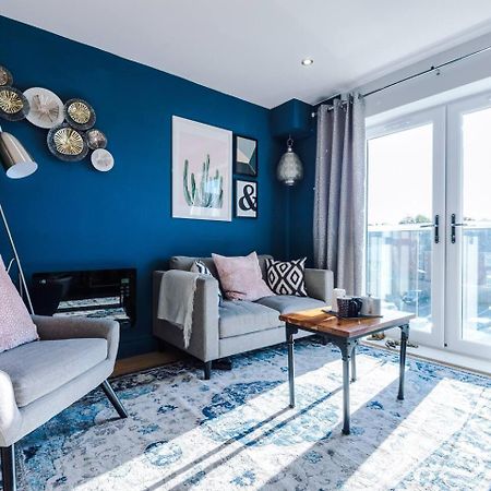 שפילד Stunning 2Bedroom 2Bathroom Apt With Parking Space מראה חיצוני תמונה